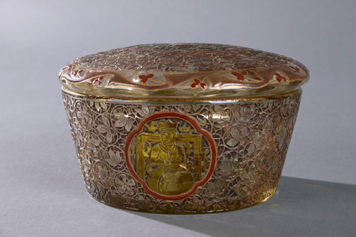 Glass Box and Cover by Galle